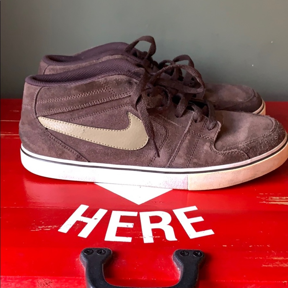 Nike shoes